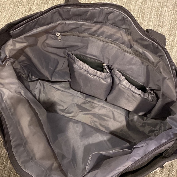 NimNik Baby Premium Diaper Chevron Tote Bag - Picture 2 of 5